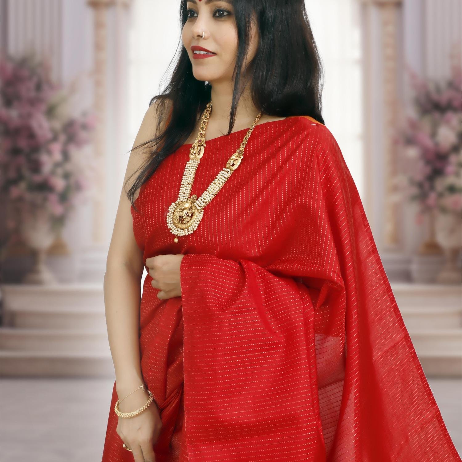 Handwoven Red & Beige Pure Zari Kanchipuram Mulberry Silk Saree Price