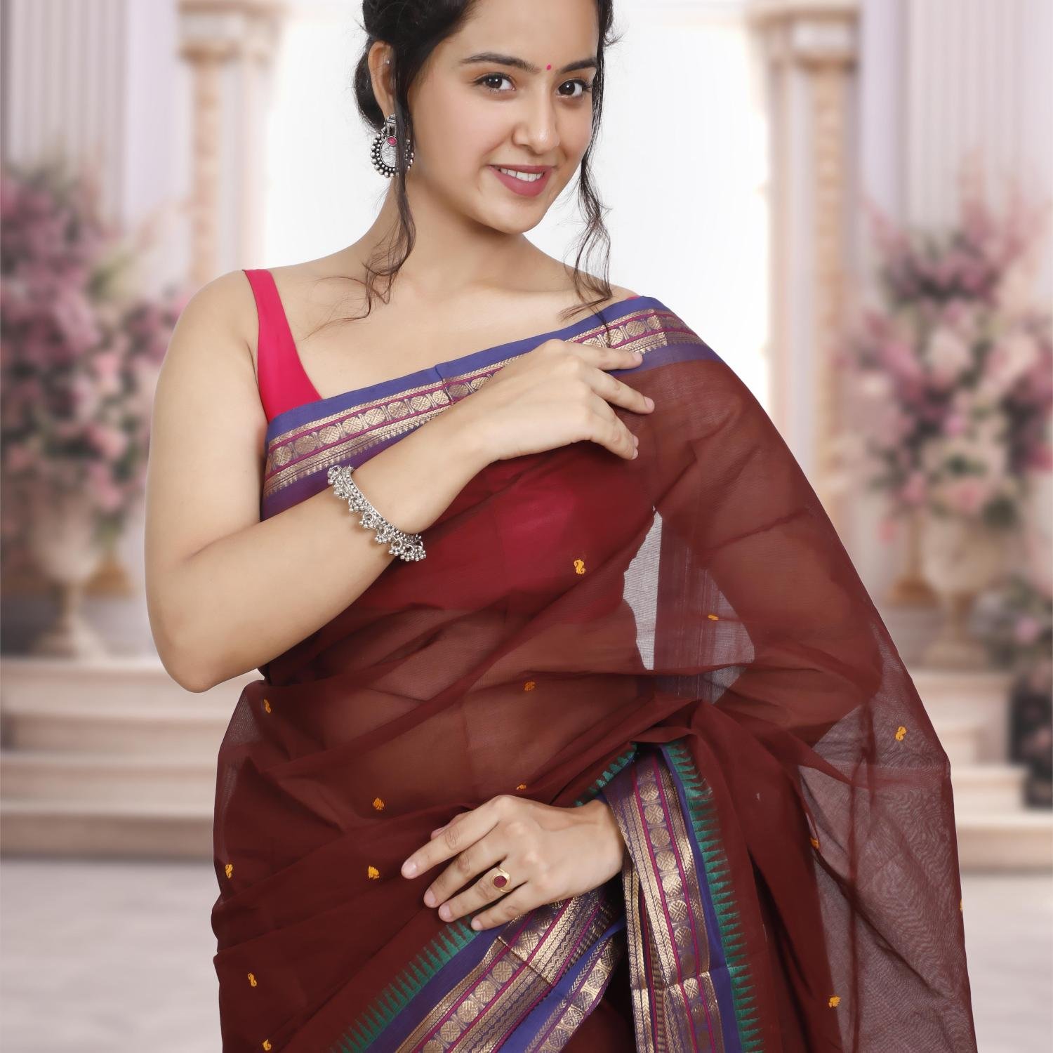 Pure Kanchi Cotton Saree – Burgundy Base &Golden Zari Border