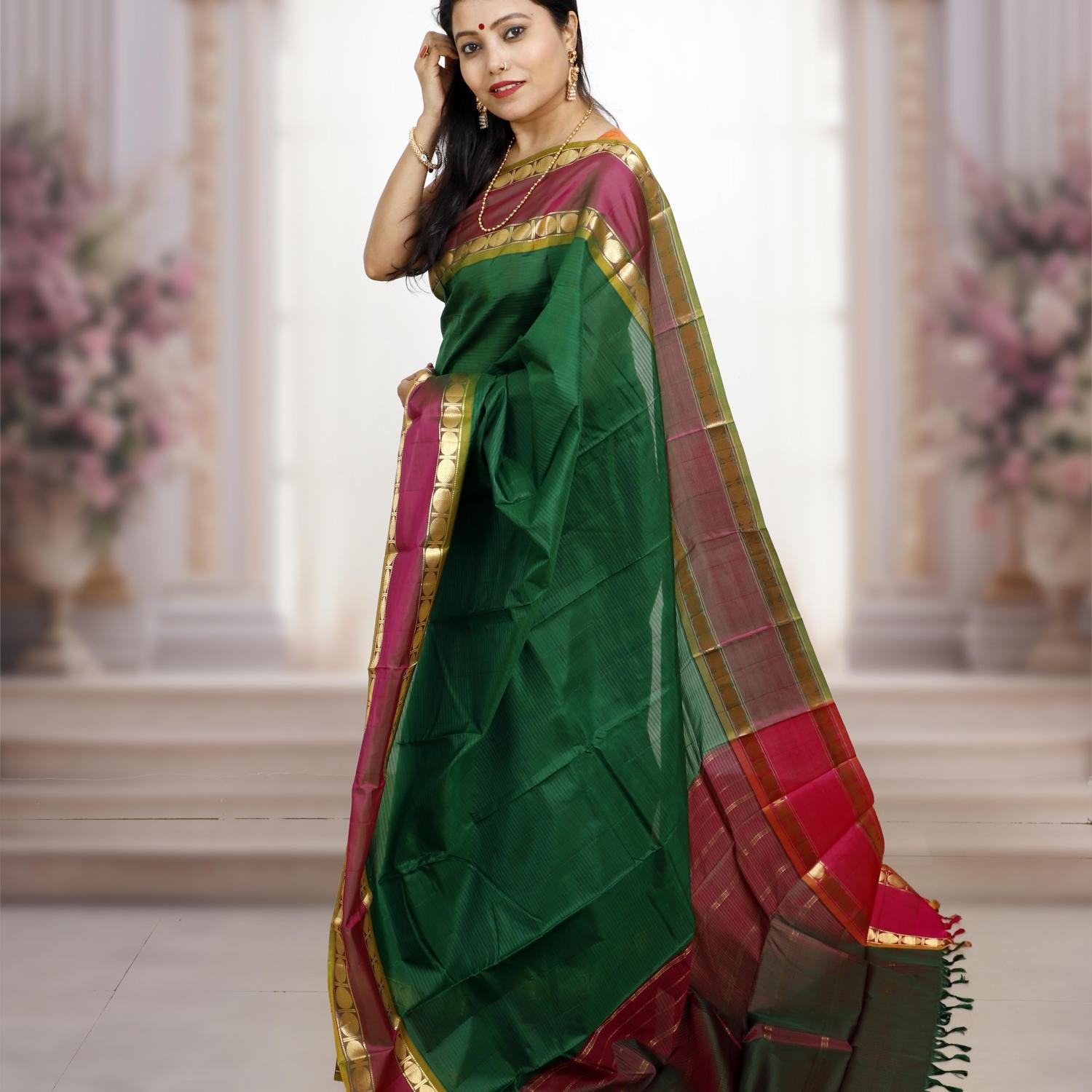 Handwoven Kanchipuram Mulberry Silk Saree with Dark Pink- Dark Green Dual Tone& Golden Zari Border