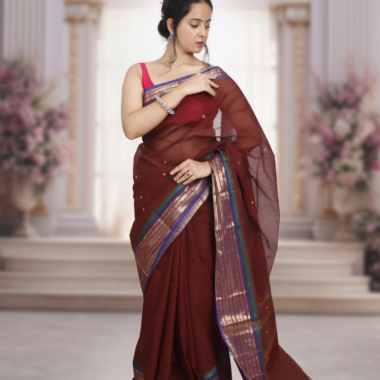 Pure Kanchi Cotton Saree – Burgundy Base &Golden Zari Border